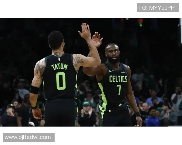 2021年湖人队与凯尔特人经典对决回顾与精彩瞬间分析 2021年湖人队与凯尔特人经典对决回顾与精彩瞬间分析