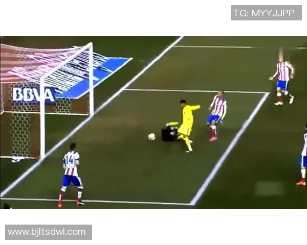 其姆奇与红星的巅峰对决揭示足球战术的博弈与激情碰撞