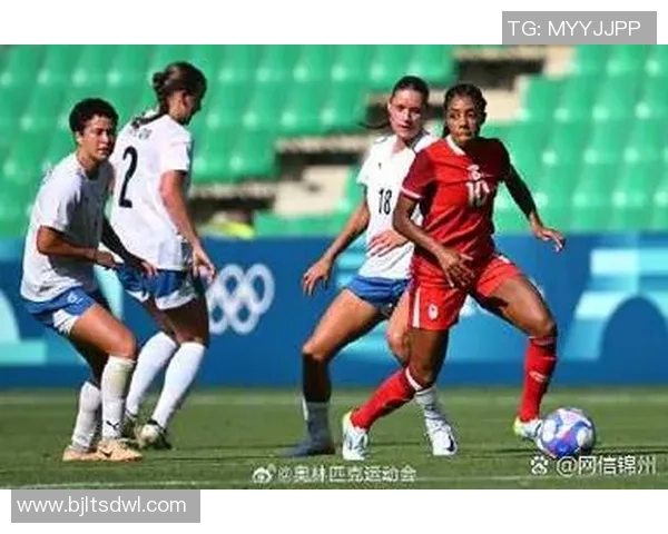 女足大巴黎对阵曼联精彩直播全程回顾与赛况分析 女足大巴黎对阵曼联精彩直播全程回顾与赛况分析